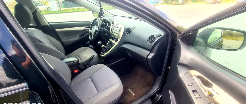 Toyota Matrix cena 20900 przebieg: 150000, rok produkcji 2008 z Żukowo małe 352